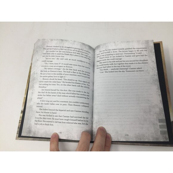 Star Wars Rogue One Book - A Junior Novel - Picture 12 of 12